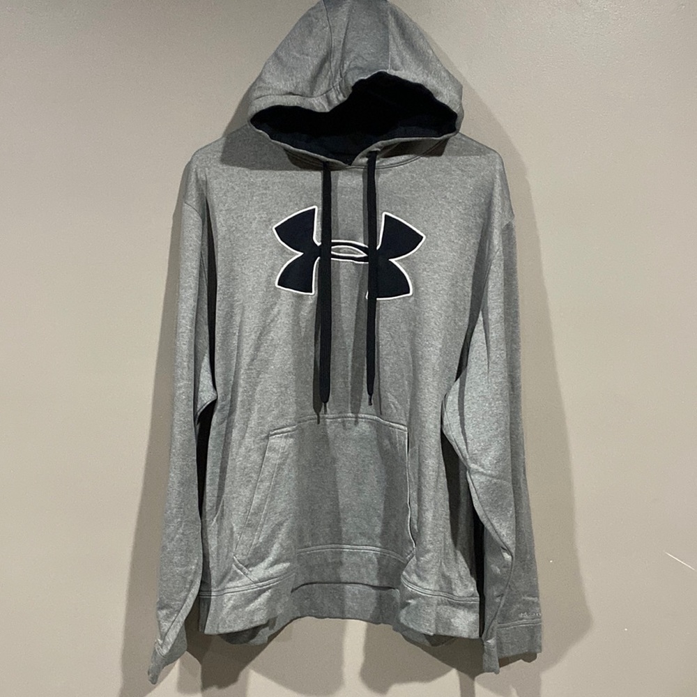 Underarm sweatshirt